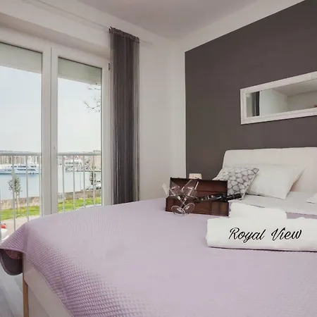 Royal View Zara